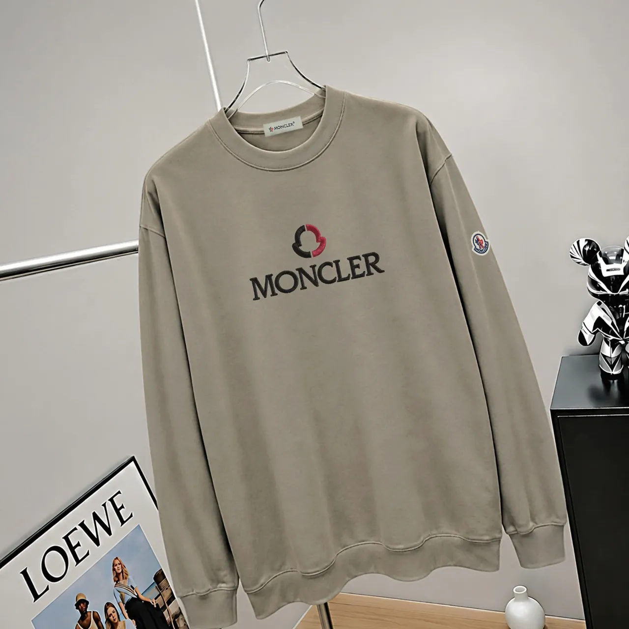 Moncle* logo 《 》 380 ， ， Same Style ， : Black White Coffee Brown Size：S（90-130 ） M（125-150 ） L（135-165 ） XL（160-190 ） XXL（185-220 ）